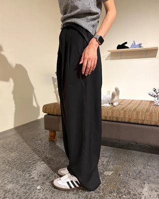 Two-pleat wide slacks