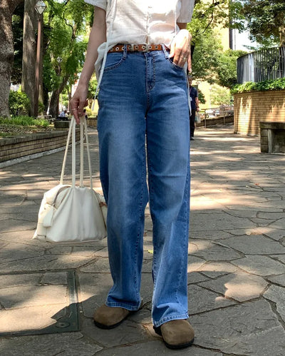 Washed straight denim
