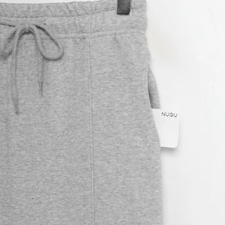 Line-cut sweat skirt