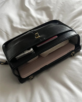 Square chain shoulder bag