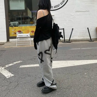 [Unisex] Heart Print Training Pants