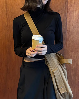 Cropped basic turtleneck T-shirt