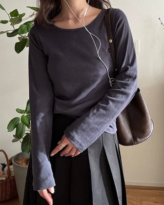 Long-sleeved T-shirt
