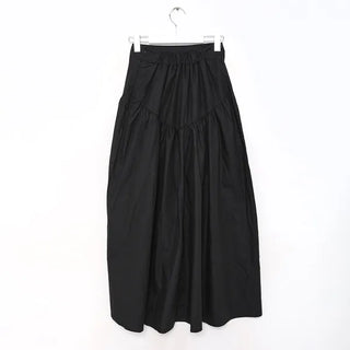 V-neck shirred long skirt