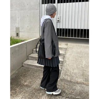 Pleated elastic waist medium skirt