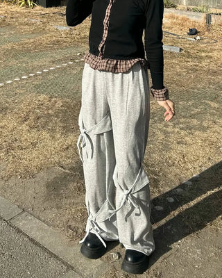 Easy pants with waist string ribbon detail