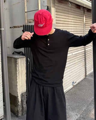 Cubic snapback