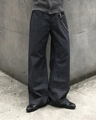 Low-pocket striped denim pants