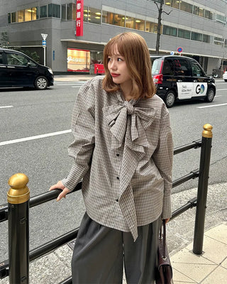 Checked ribbon tie blouse