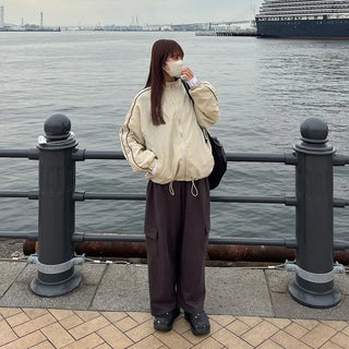 Two-tone windbreaker
