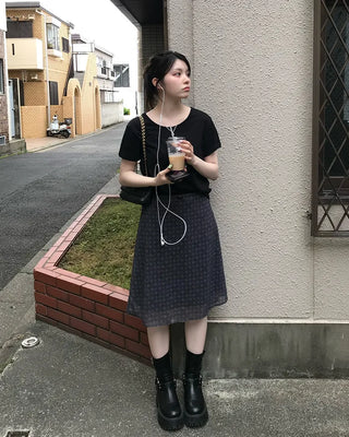 Basic round neck T-shirt