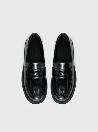 Face The Wind Faux Leather Loafers Black