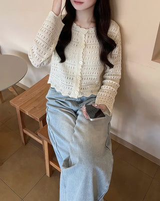 Wave punching cardigan