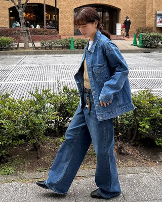 Oversized denim jacket