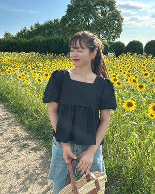 Square puff blouse