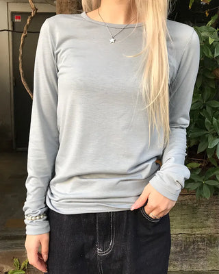Round neck rayon long-sleeve T-shirt