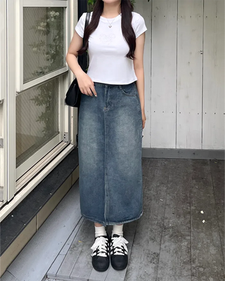 Cubic Ribbon Short-Sleeved T-Shirt