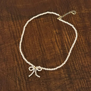Pearl ribbon necklace