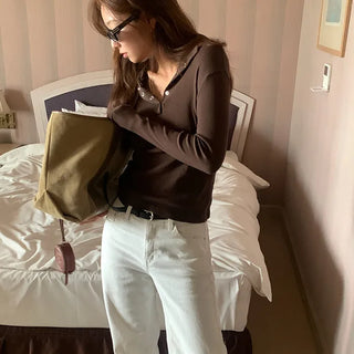 Button-layered turtleneck