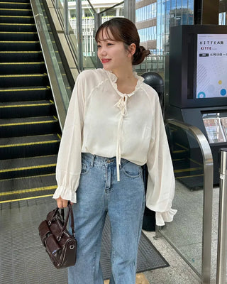 Two-pocket daily tote bag