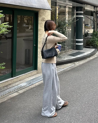 Side-tuck wide sweatpants