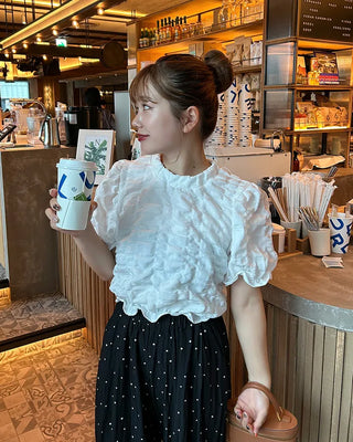 Embossed puff blouse