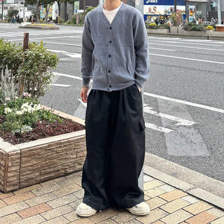 (Unisex) V-neck cardigan