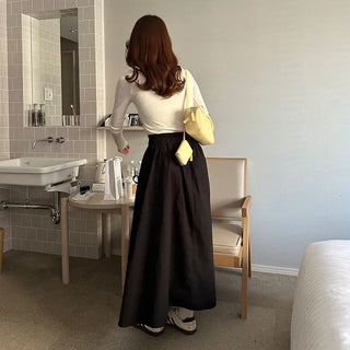 Side pocket gathered flared skirt