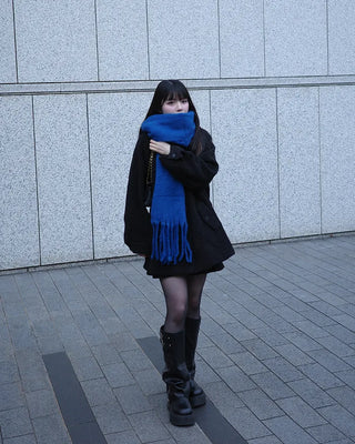Back-slit half coat