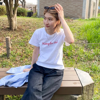 Simple lettering short-sleeved T-shirt