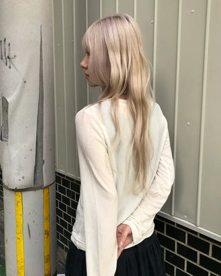 Round neck long-sleeve T-shirt