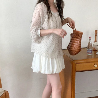 Mini skirt with belt