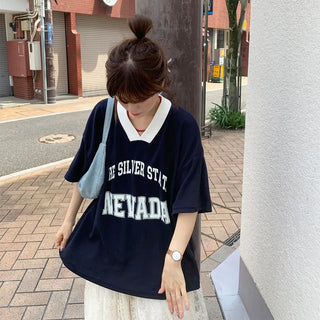 Loose sporty T-shirt