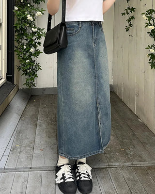 Front slit denim long skirt