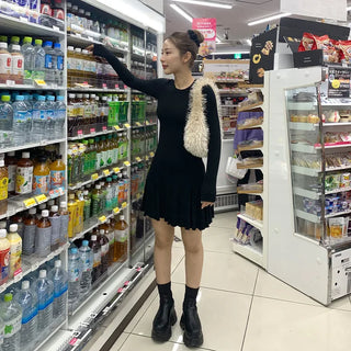 Long-sleeved frill dress