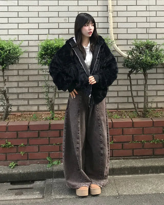 Oversized fur blouson