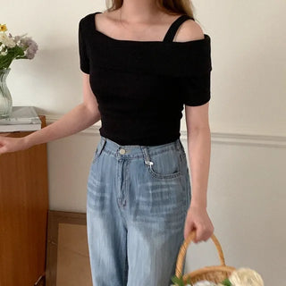 Asymmetrical shoulder short-sleeved T-shirt