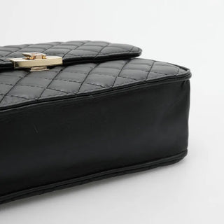 Quilted chain bag