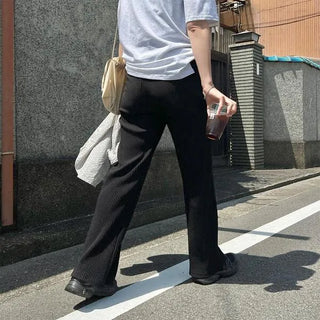 Pleated semi-bootcut pants