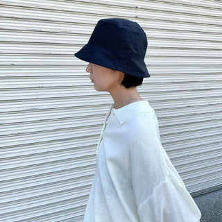 simple light bucket hat