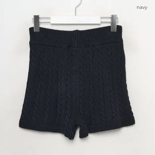 Cable knit shorts