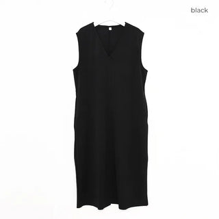 Big V-neck dress
