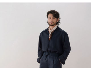 [CULTUM] Relaxed Deep V-neck Shirt