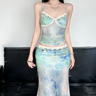 Lace hem v neck glitter print cami top