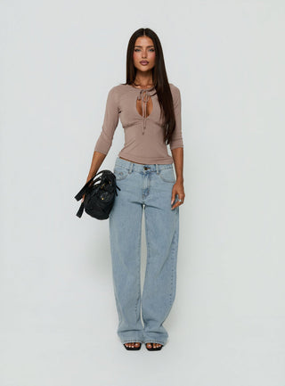 Yemina Keyhole 3/4 Sleeve Top Mushroom