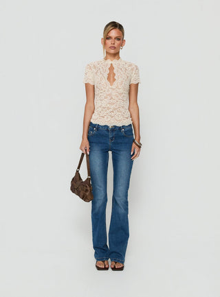 Quinbie Lace Short Sleeve Top Cream