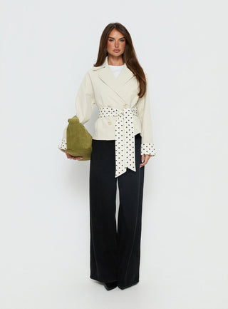 Meriana Cropped Trench Beige Polka Dot