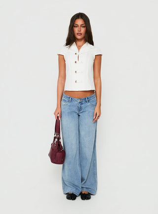 Daleah Frog Closure Top White