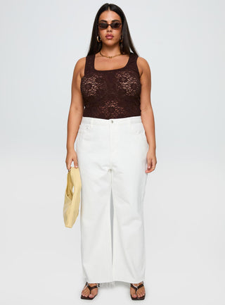Bennington Lace Top Brown Curve