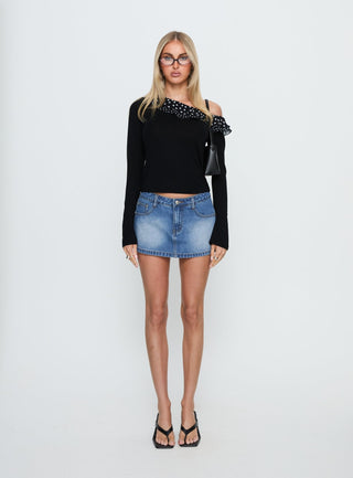 Sariya Long Sleeve Ruffle Top Black  Polka